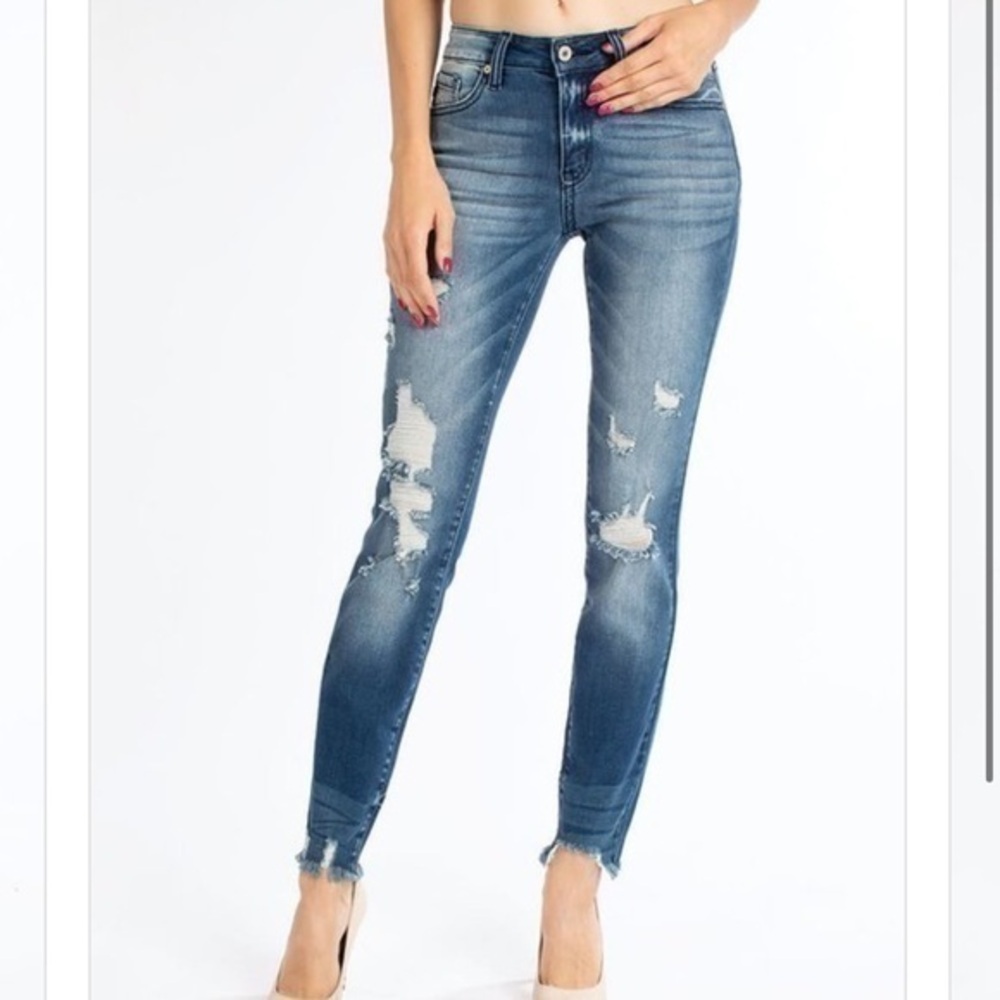 UEC KanCan Estilo skinny jeans mid rise stretch size 9/28